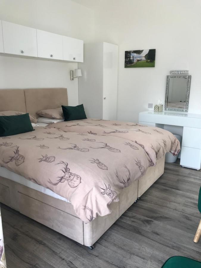 Culag Lochside Self Catering Appartement Luss Buitenkant foto