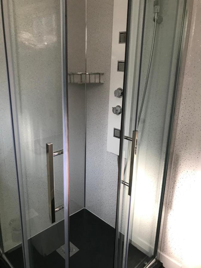 Culag Lochside Self Catering Appartement Luss Buitenkant foto