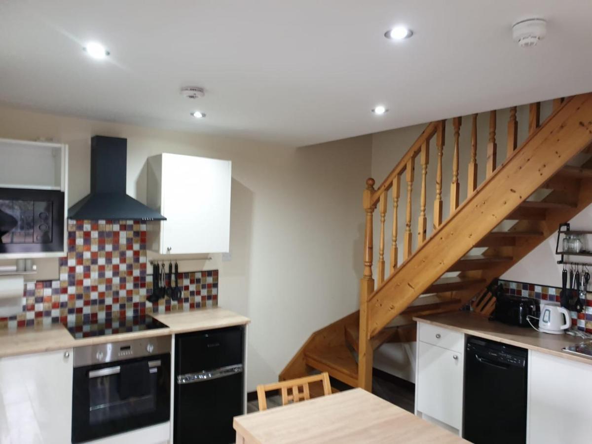 Culag Lochside Self Catering Appartement Luss Buitenkant foto